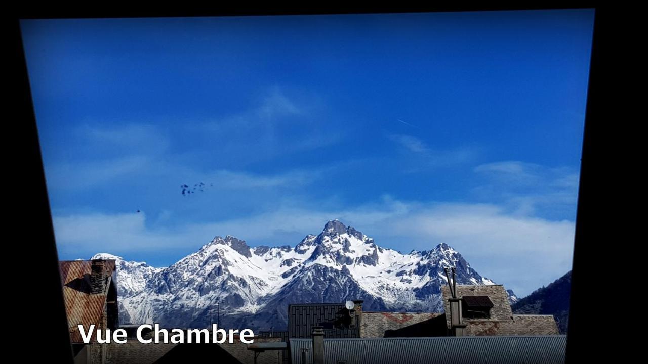 Le Cosy Lodge Departs Ski Alpe D'Huez 2 Alpes La Grave Et Col D'Ornon Detente Jacuzzi Piscine Sauna Bar Billard Le Bourg-dʼOisans Buitenkant foto