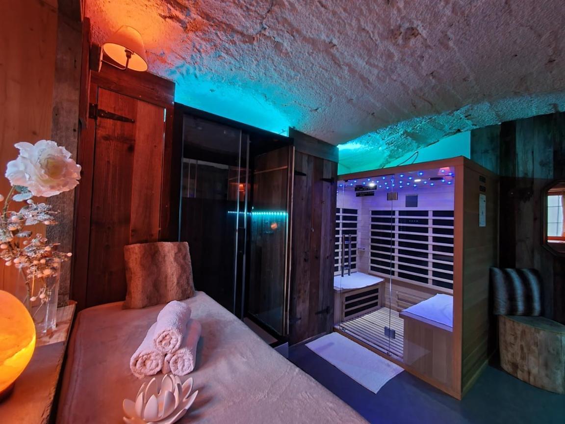 Le Cosy Lodge Departs Ski Alpe D'Huez 2 Alpes La Grave Et Col D'Ornon Detente Jacuzzi Piscine Sauna Bar Billard Le Bourg-dʼOisans Buitenkant foto