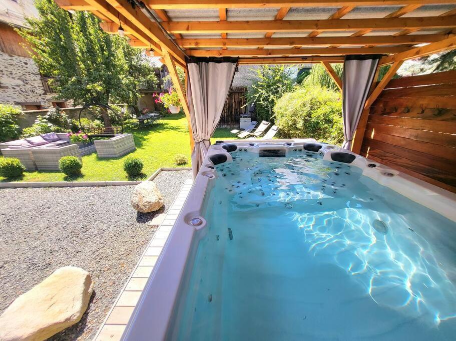 Le Cosy Lodge Departs Ski Alpe D'Huez 2 Alpes La Grave Et Col D'Ornon Detente Jacuzzi Piscine Sauna Bar Billard Le Bourg-dʼOisans Buitenkant foto